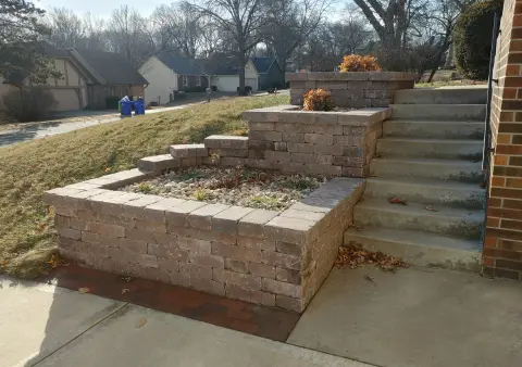 Front planter